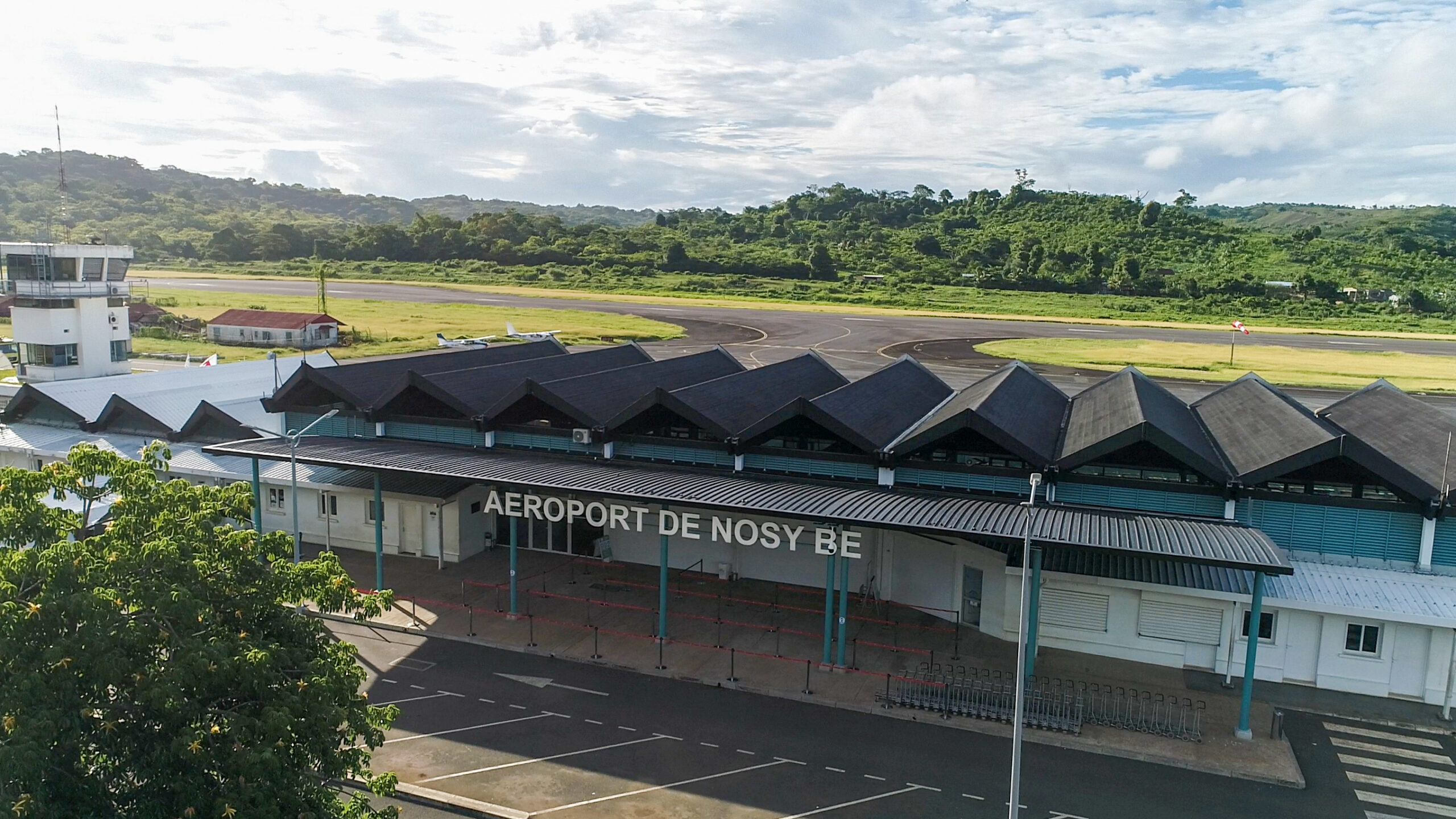 Aéroport International de Nosy Be Aéroport International de Nosy Be