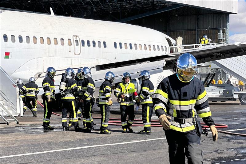 An emergency exercise simulating a plane crash to prepare for any eventuality! An emergency exercise simulating a plane crash to prepare for any eventuality!